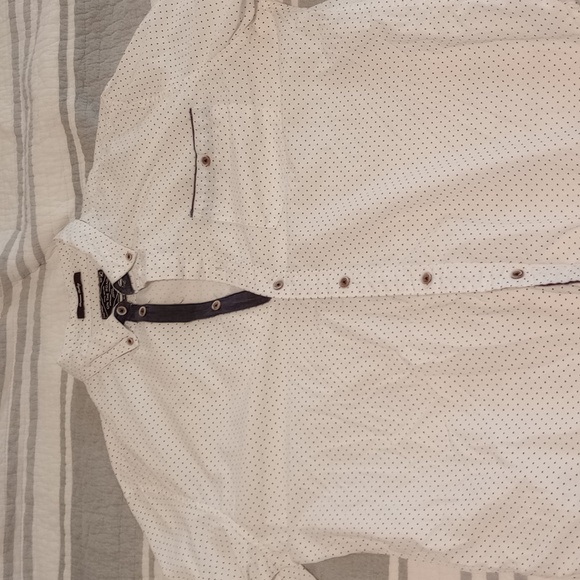 Casual button down shirt - Picture 1 of 4